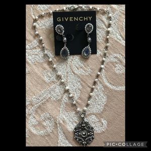 ♦️Vintage drop necklace and earrings